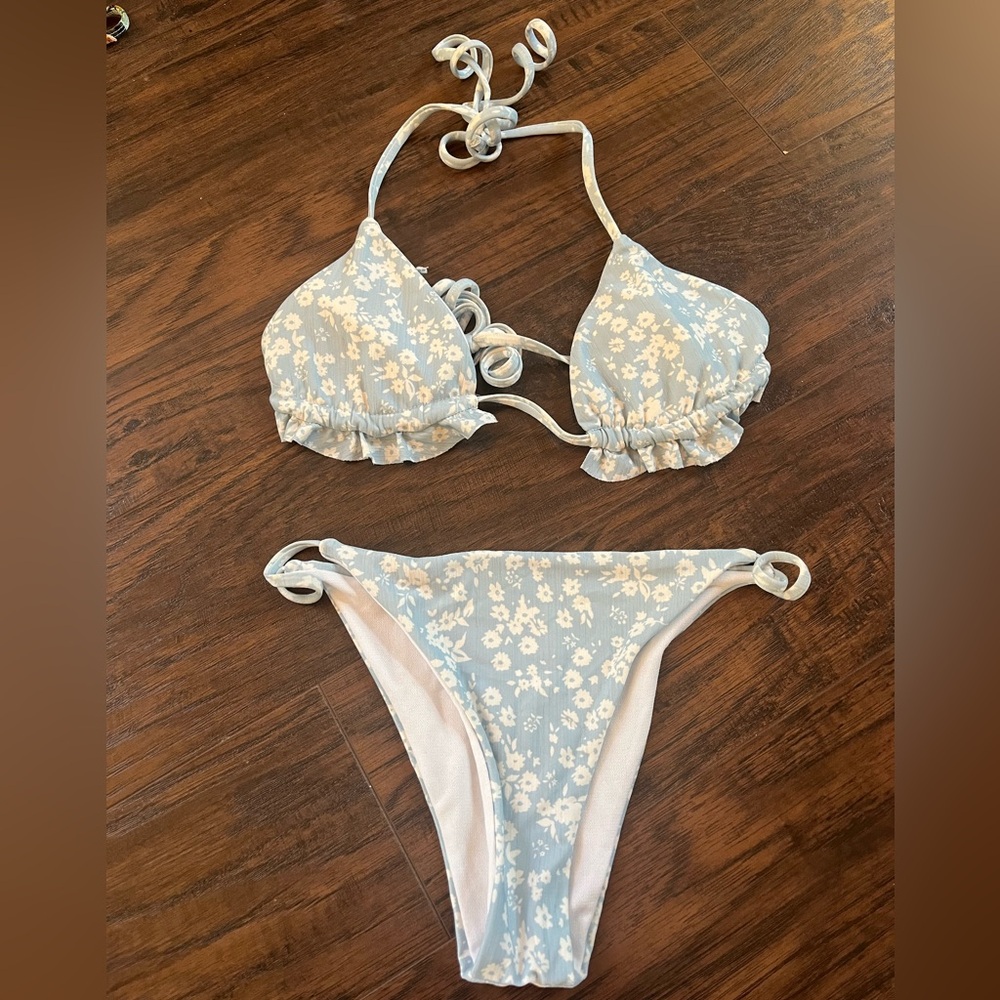 Pacsun Light Blue Floral Bikini